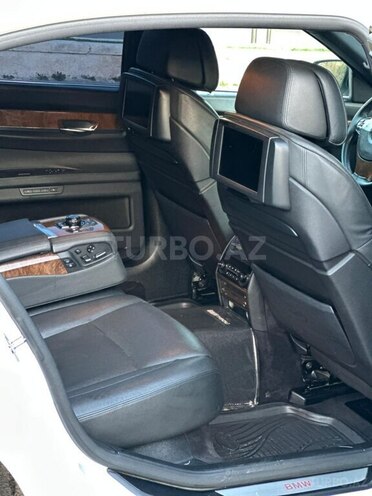 BMW 750 2009, 234,000 km - 4.4 l - Bakı