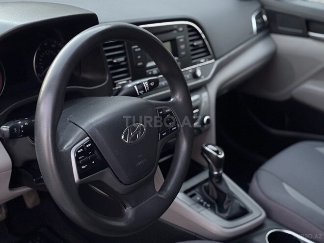 Hyundai Elantra 2017, 140,000 km - 2.0 л - Bakı