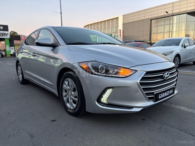 Hyundai Elantra 2017, 140,000 km - 2.0 л - Bakı