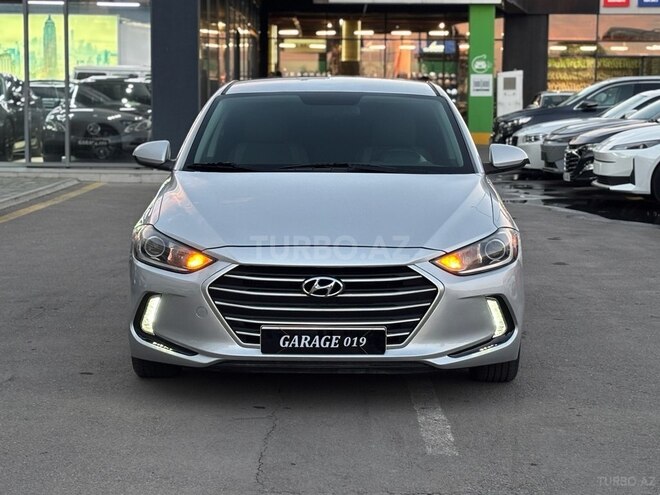 Hyundai Elantra 2017, 140,000 km - 2.0 л - Bakı