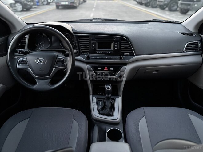 Hyundai Elantra 2017, 140,000 km - 2.0 л - Bakı