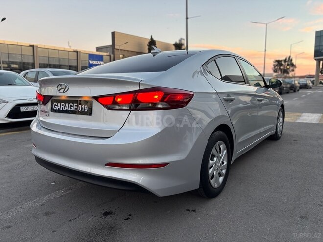 Hyundai Elantra 2017, 140,000 km - 2.0 л - Bakı