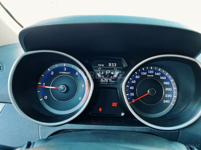 Hyundai Avante 2015, 162,000 km - 1.6 л - Bakı