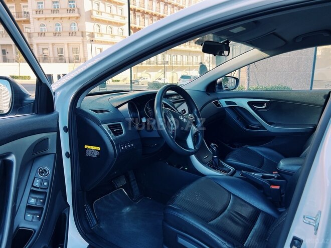 Hyundai Avante 2015, 162,000 km - 1.6 л - Bakı