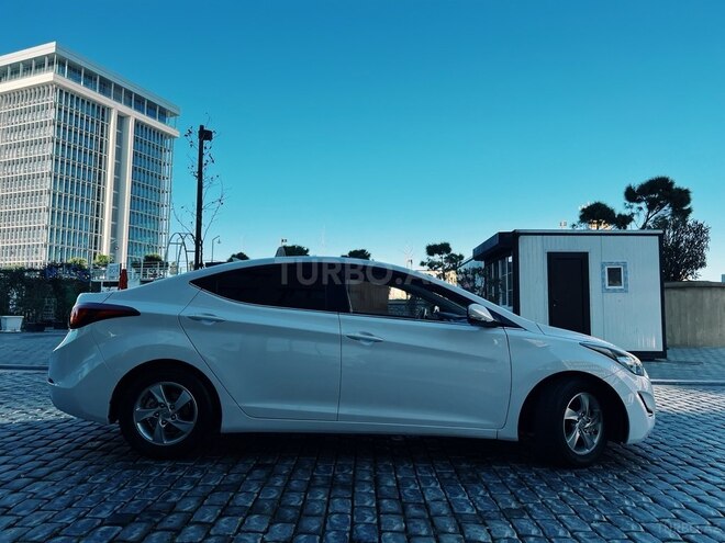 Hyundai Avante 2015, 162,000 km - 1.6 л - Bakı