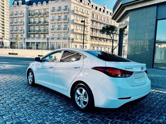 Hyundai Avante 2015, 162,000 km - 1.6 л - Bakı