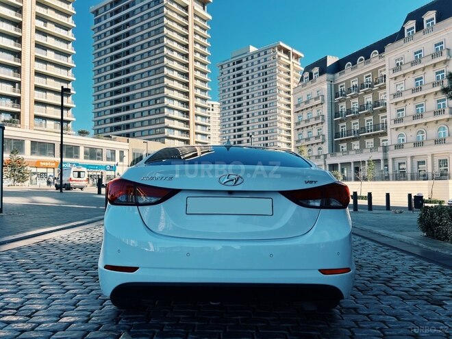 Hyundai Avante 2015, 162,000 km - 1.6 л - Bakı