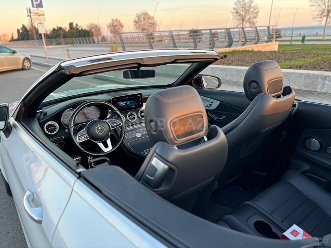 Mercedes C 300 2019, 96,800 km - 2.0 l - Bakı