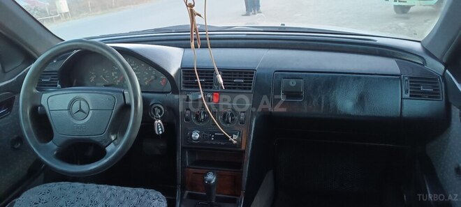 Mercedes C 220 1994, 552,660 km - 2.2 l - Gəncə
