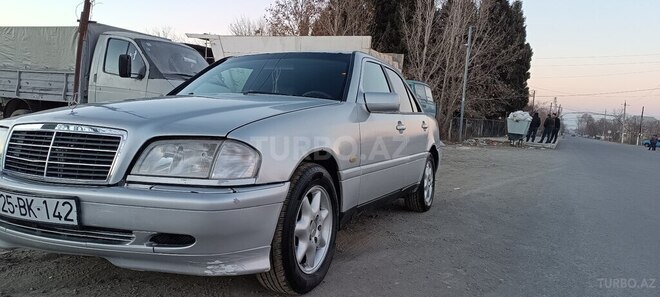 Mercedes C 220 1994, 552,660 km - 2.2 l - Gəncə