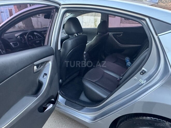Hyundai Avante 2015, 210,000 km - 1.6 l - Gəncə