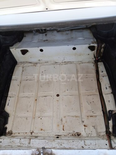 LADA (VAZ) 2107 2008, 90,000 km - 1.6 l - Salyan
