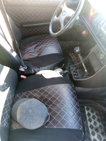 LADA (VAZ) 2107 2008, 90,000 km - 1.6 l - Salyan