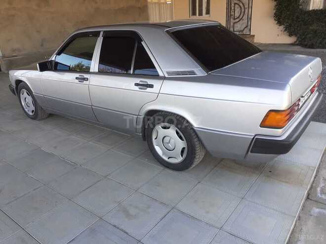 Mercedes 190 1992, 422,647 km - 2.0 l - Goranboy