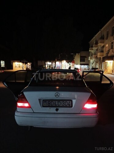 Mercedes C 180 1989, 100,000 km - 1.8 l - Bakı