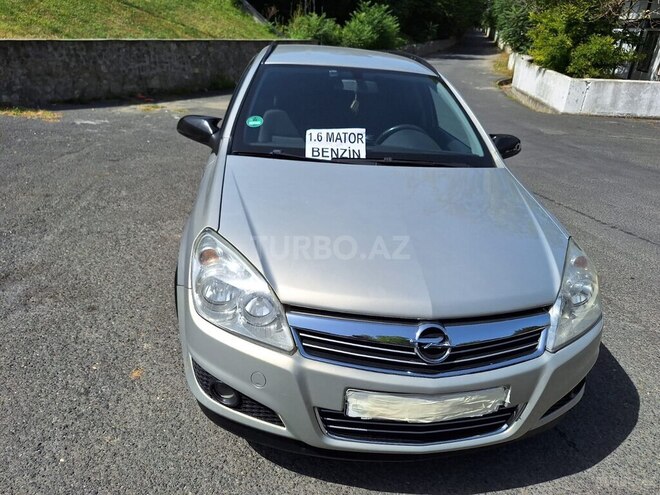 Opel Astra 2006, 319,000 km - 1.6 l - Şəki