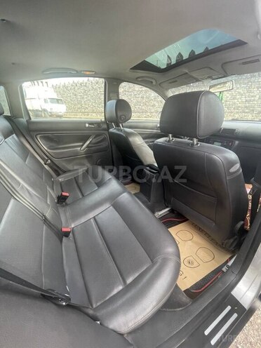 Volkswagen Passat 2004, 298,600 km - 1.8 l - Oğuz