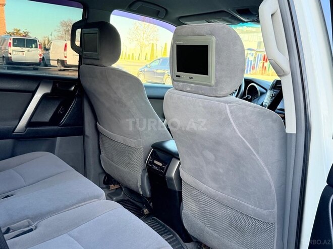 Toyota Land Cruiser Prado 2010, 182,000 km - 2.7 л - Tovuz