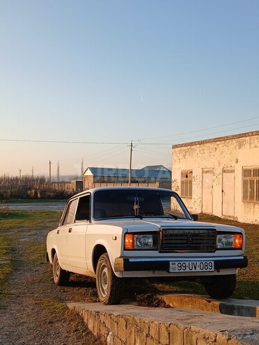 LADA (VAZ) 2107 2010, 52,224 km - 1.7 l - Göyçay