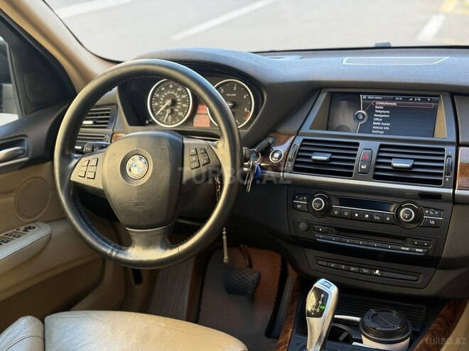BMW X5 2010, 300,000 km - 3.0 l - Bakı