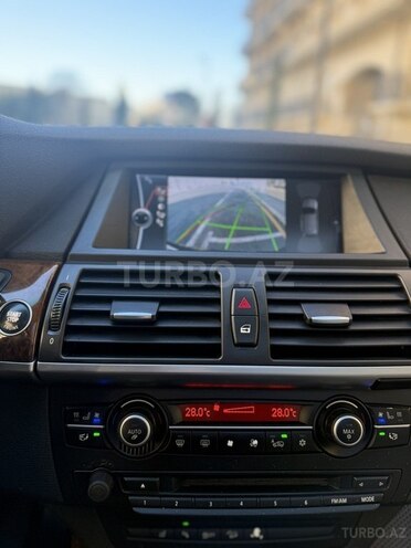 BMW X5 2010, 300,000 km - 3.0 l - Bakı