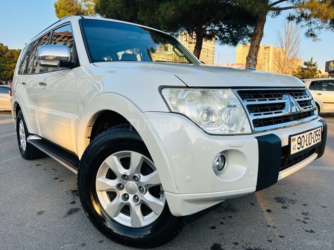 Mitsubishi Pajero 2011, 142,000 km - 3.5 l - Bakı