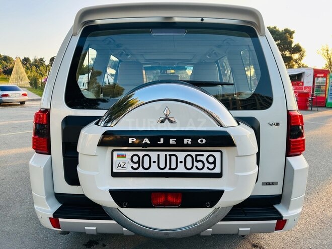 Mitsubishi Pajero 2011, 142,000 km - 3.5 l - Bakı