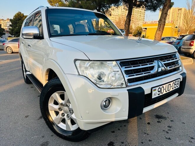 Mitsubishi Pajero 2011, 142,000 km - 3.5 l - Bakı