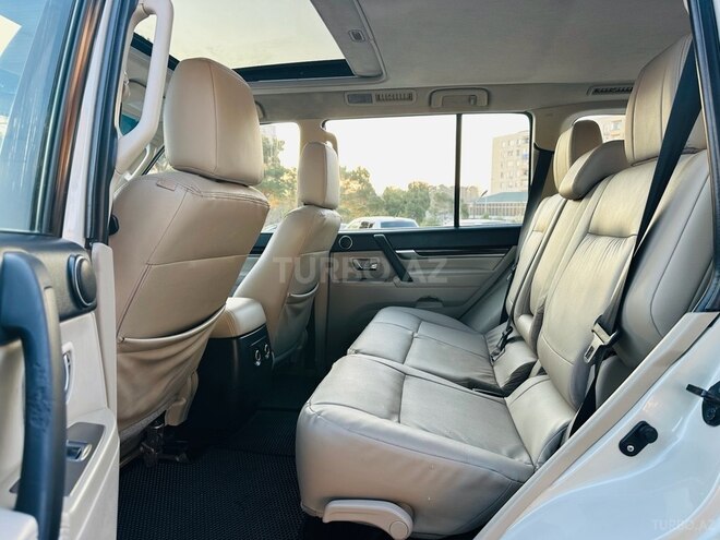 Mitsubishi Pajero 2011, 142,000 km - 3.5 l - Bakı