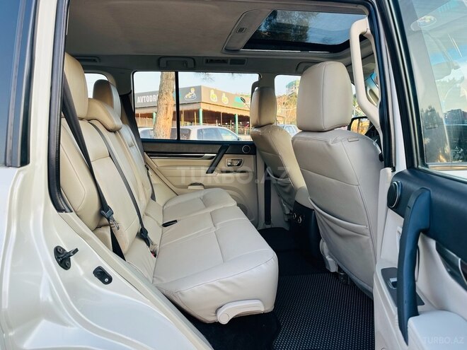Mitsubishi Pajero 2011, 142,000 km - 3.5 l - Bakı