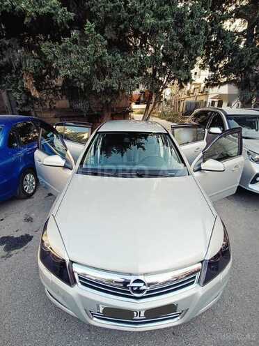 Opel Astra 2009, 19,500 km - 1.4 l - Bakı