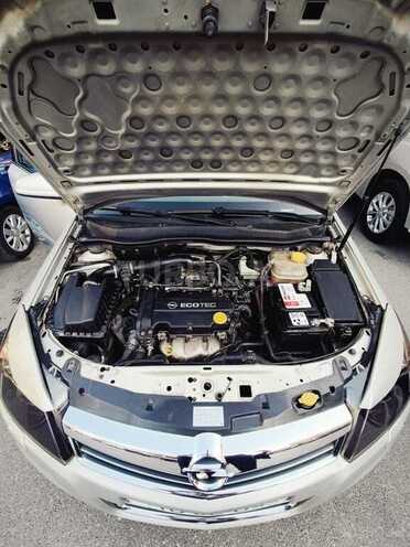 Opel Astra 2009, 19,500 km - 1.4 l - Bakı