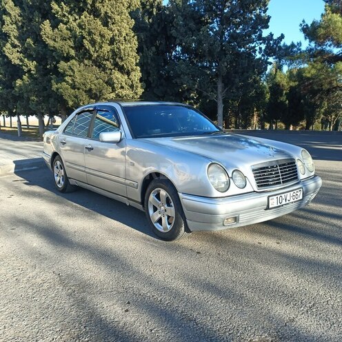 Mercedes E 230 1996, 446,624 km - 2.3 л - Gəncə