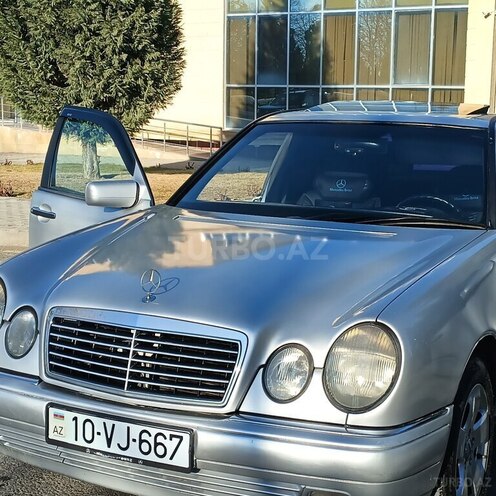 Mercedes E 230 1996, 446,624 km - 2.3 л - Gəncə