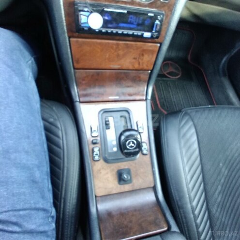 Mercedes E 230 1996, 446,624 km - 2.3 л - Gəncə