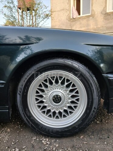 BMW 525 1994, 200,000 km - 2.5 l - Masallı