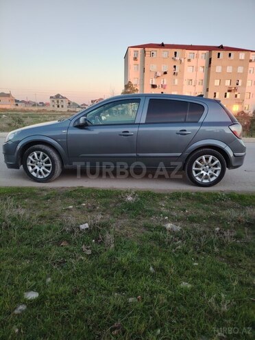 Opel Astra 2006, 352,000 km - 1.4 l - Bakı