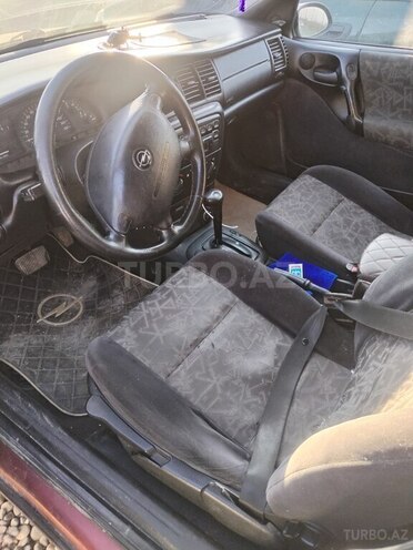 Opel Vectra 1997, 345,000 km - 1.6 l - Şirvan