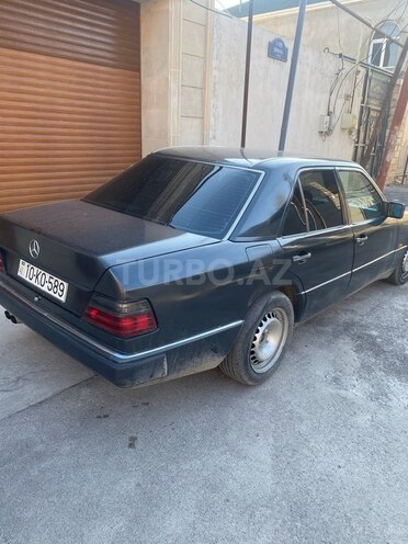 Mercedes E 200 1991, 350,000 km - 2.0 l - Sumqayıt