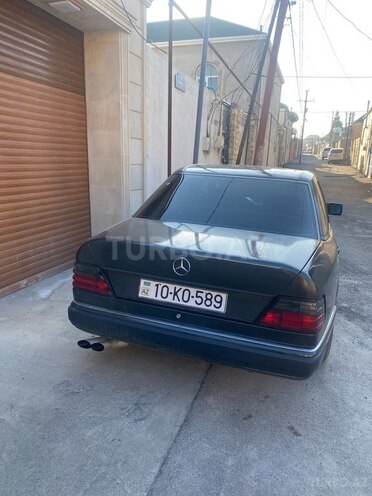 Mercedes E 200 1991, 350,000 km - 2.0 l - Sumqayıt