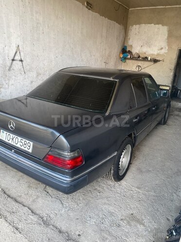 Mercedes E 200 1991, 350,000 km - 2.0 l - Sumqayıt