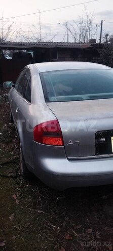 Audi A6 1999, 300,000 km - 2.8 л - Astara