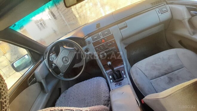 Mercedes E 200 1997, 267,000 km - 2.0 l - Şirvan
