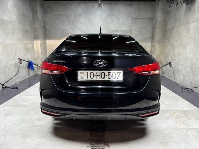 Hyundai Accent 2022, 23,800 km - 1.6 л - Bakı