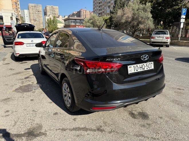 Hyundai Accent 2022, 23,800 km - 1.6 л - Bakı
