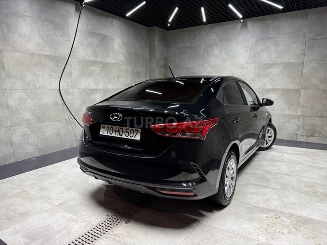 Hyundai Accent 2022, 23,800 km - 1.6 л - Bakı