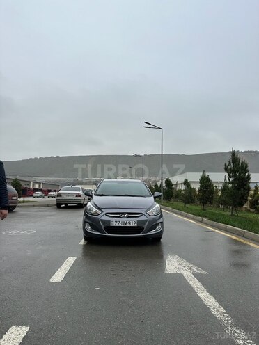 Hyundai Accent 2017, 93,500 km - 1.6 l - Bakı