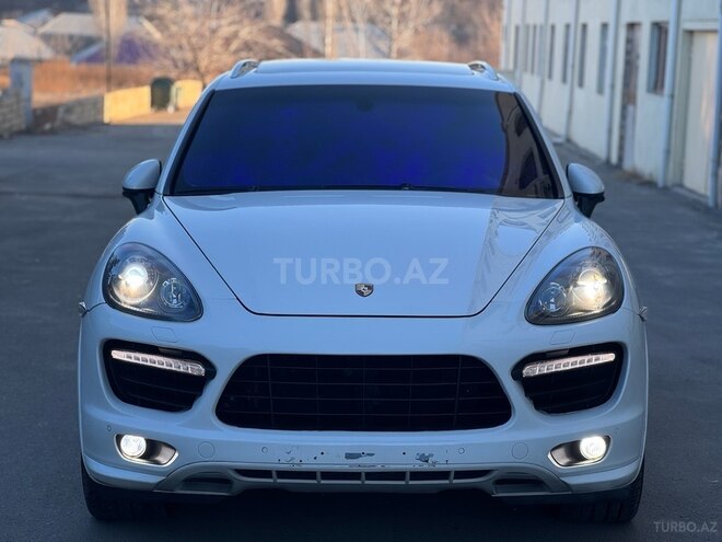 Porsche Cayenne GTS 2013, 128,000 km - 4.8 l - Gəncə
