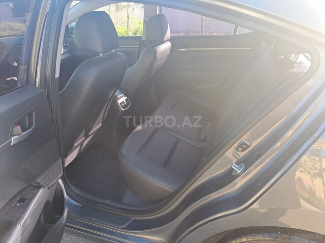 Hyundai Avante 2015, 196,090 km - 1.6 l - Bakı
