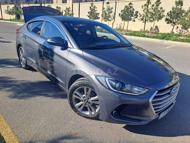 Hyundai Avante 2015, 196,090 km - 1.6 l - Bakı